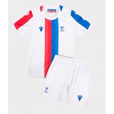 Crystal Palace Tredjeställ Barn 2025-26 Korta ärmar (+ Korta byxor)